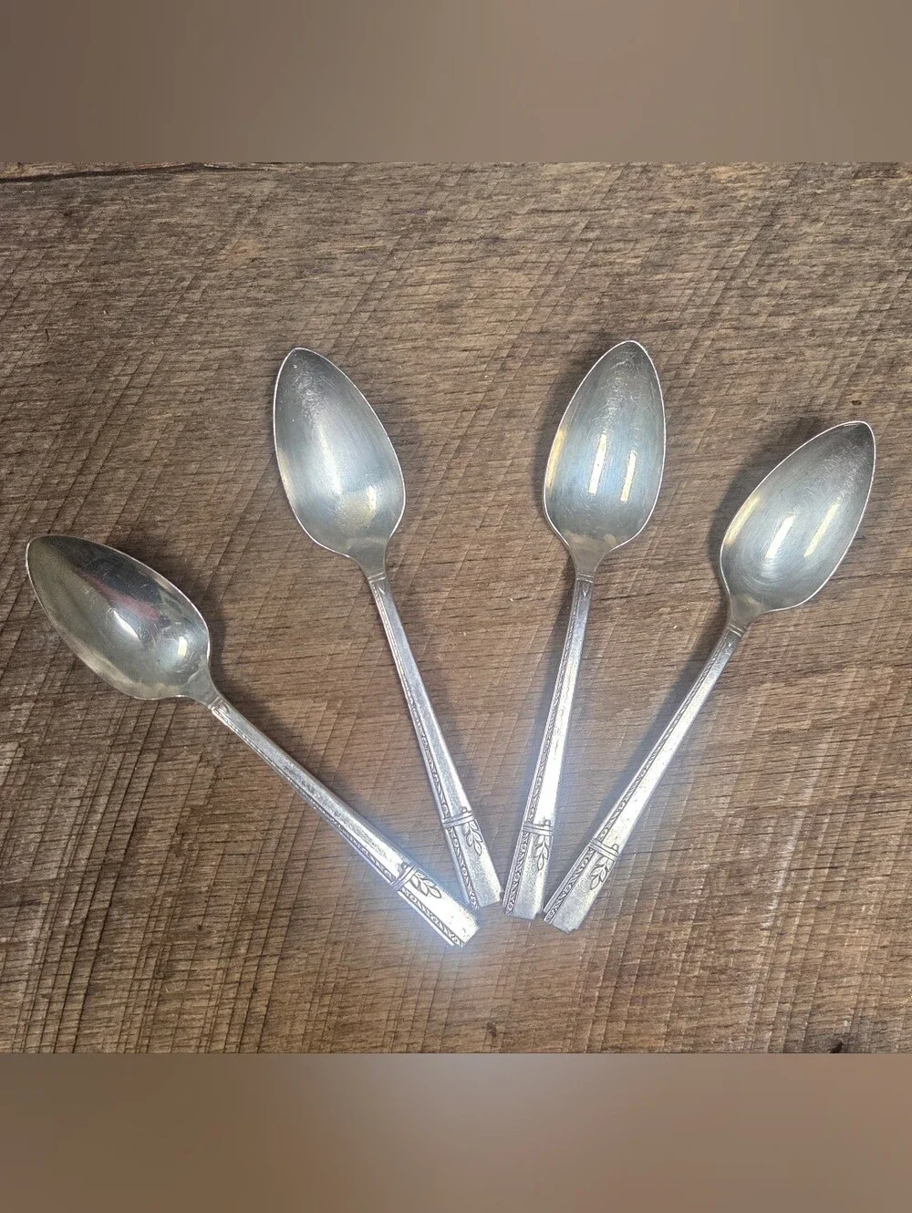 Vintage Oneida Prestige Grenoble Silverplate 4 Dessert Spoons ~ Bin RR
